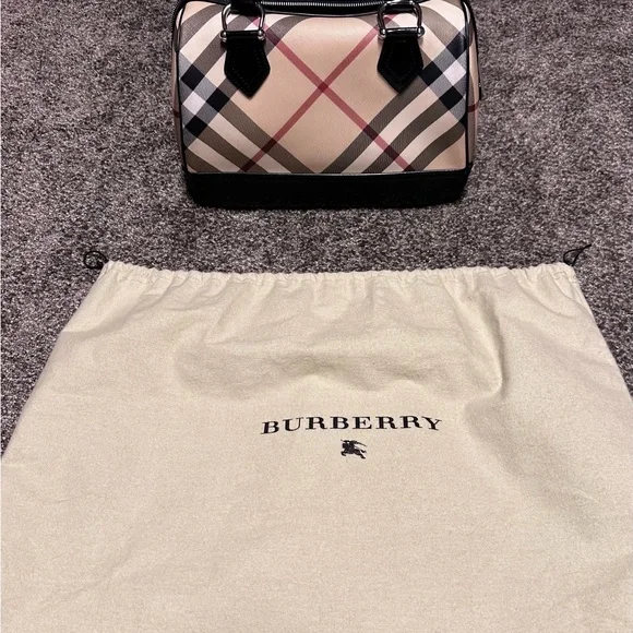 Burberry “Bowling Bag” - Picture 1 of 7